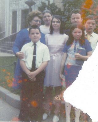 Me   McSorleys Grad 1972 28229
